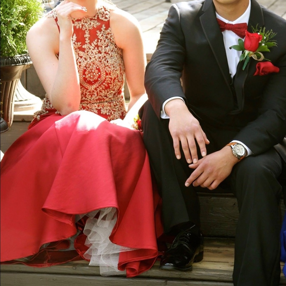 Prom Dress - Picture 2 of 8